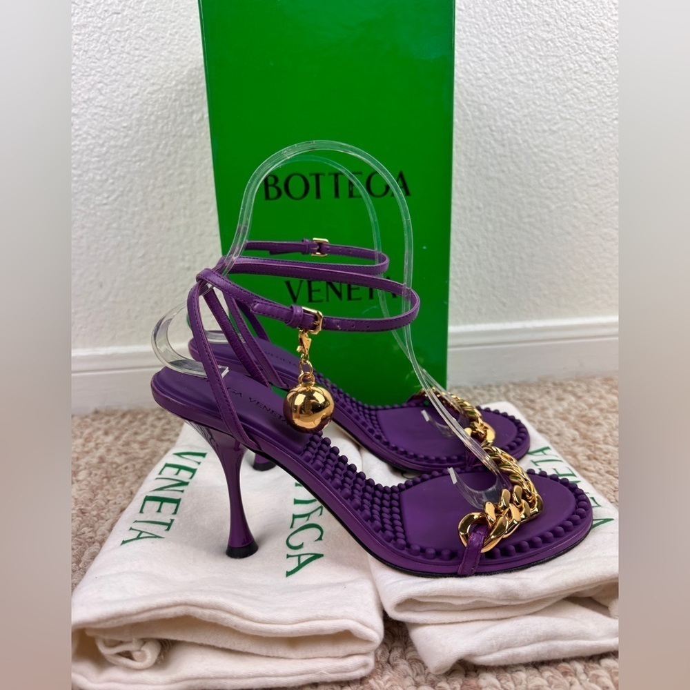 Bottega Veneta Purple Heels with Gold Chain